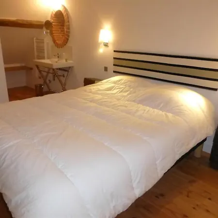 Pensión Maison D'eclaibes 3*