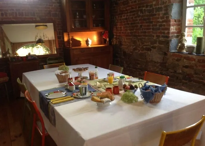 Maison D'eclaibes بيت ضيافة